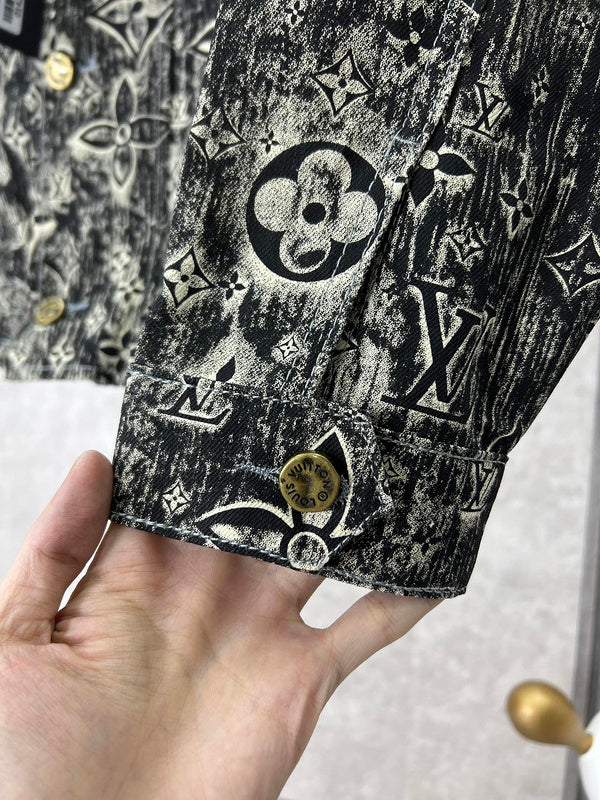 Louis Vuittion Luxury Clothes