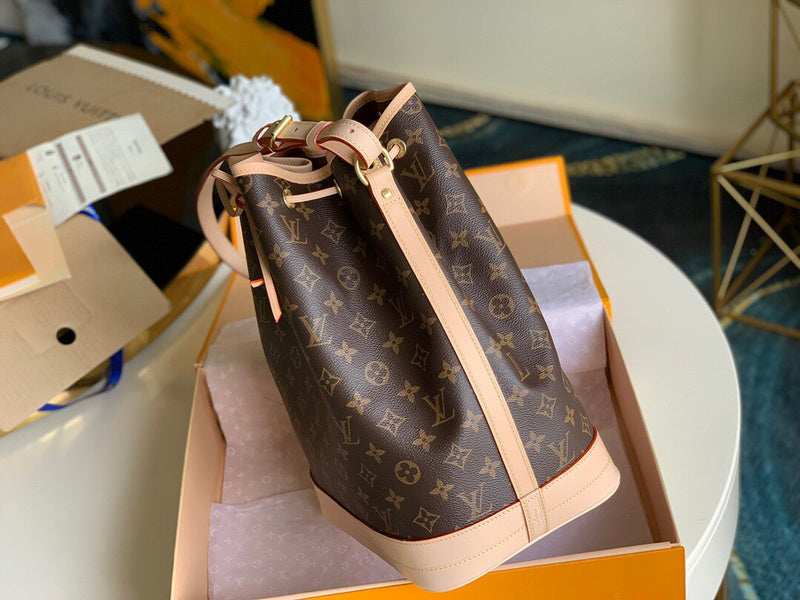 I W Fashion Lu-Vi bags - 17337