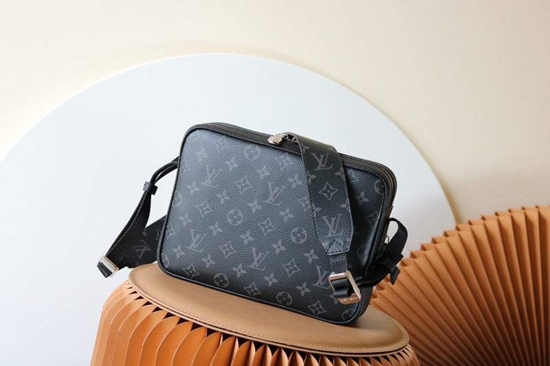 I W Fashion Lu-Vi bags - 17183