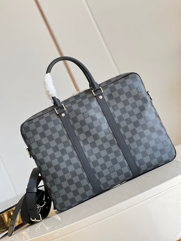 I W Fashion Lu-Vi bags - 17318