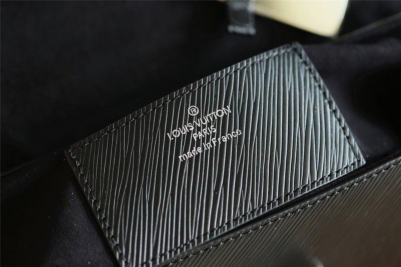 I W Fashion Lu-Vi bags - 8497