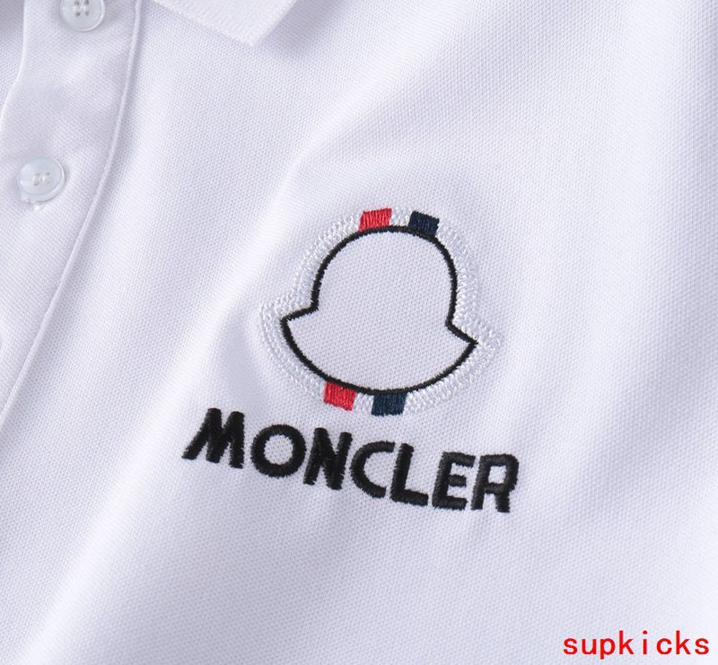 Moncler Luxury Cloth