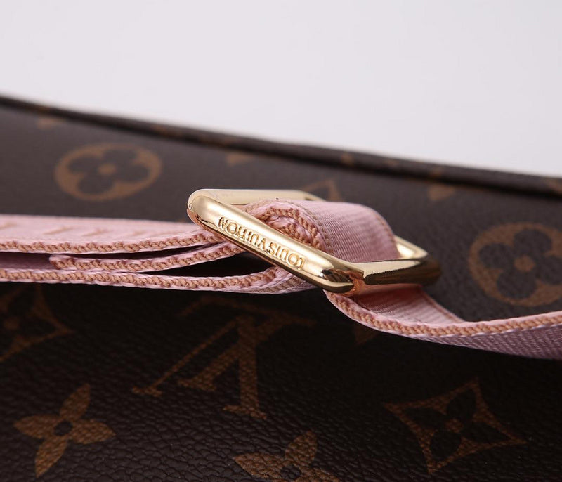 I W Fashion Lu-Vi bags - 17821