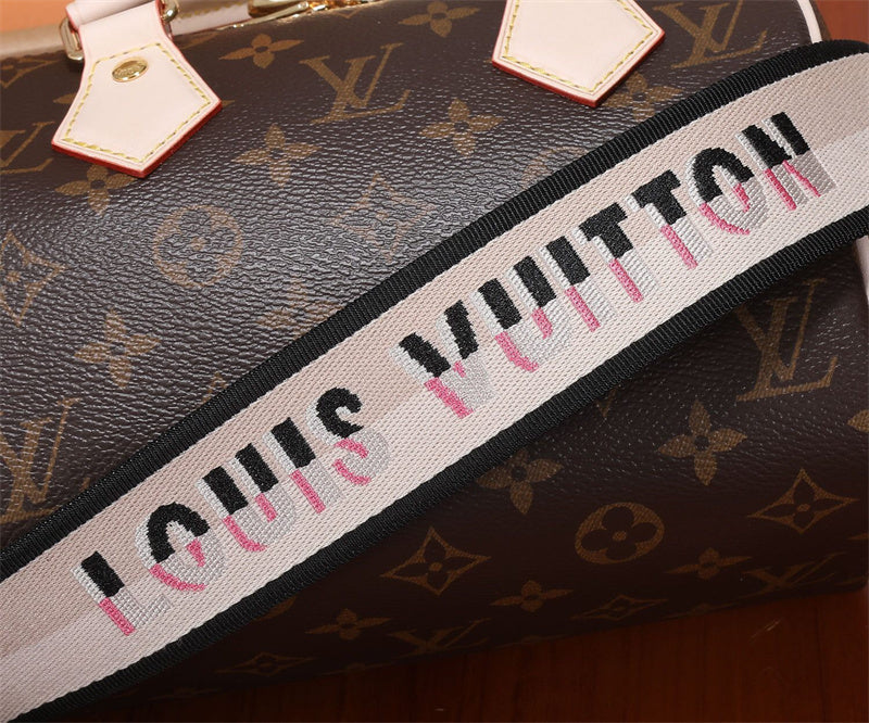 PHA - LOV Bags - 305