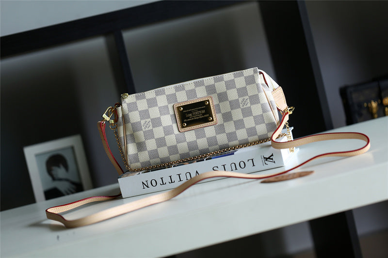 I W Fashion Lu-Vi bags - 9377