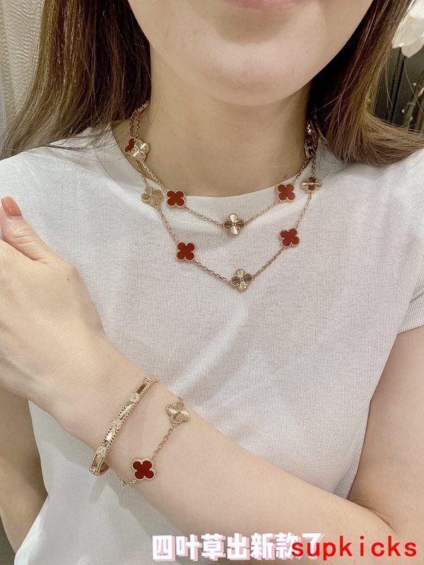 Van Cleef & Arples Jewelry