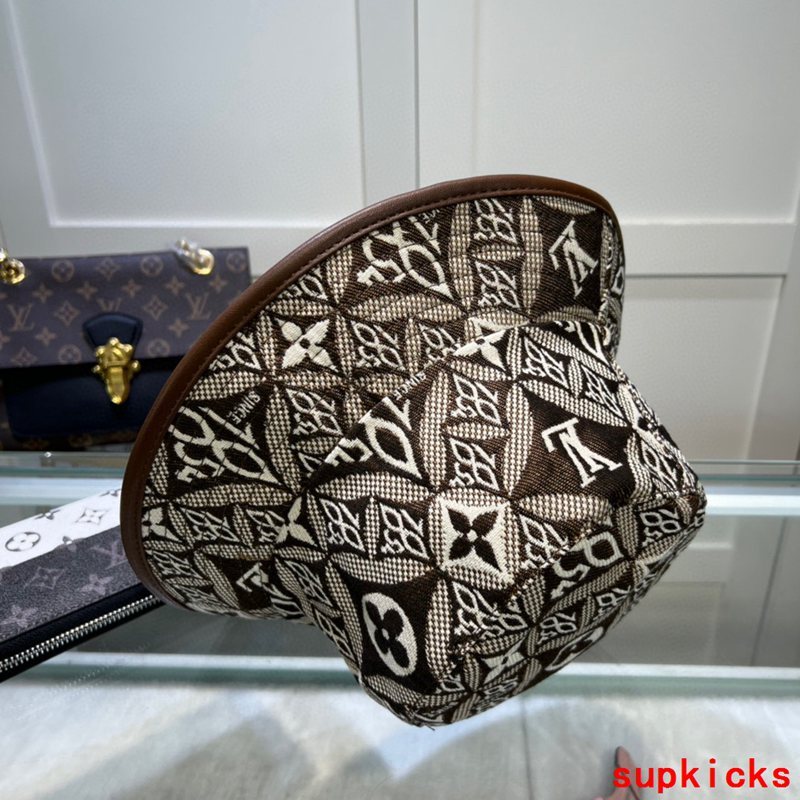 Louis Vuitton Luxury Cap