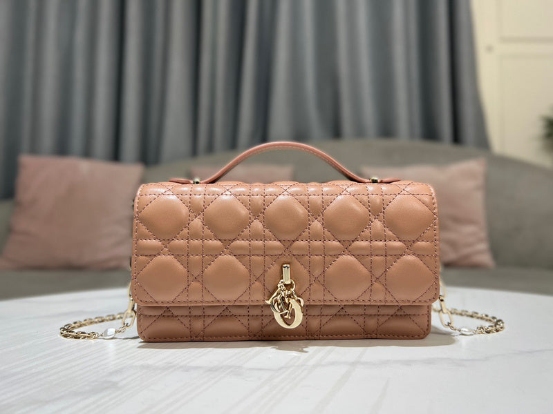 ENT - DOR Bags - 539
