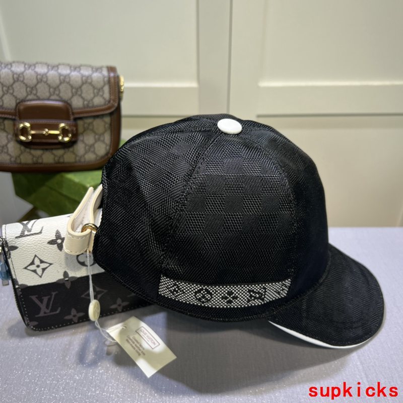 Louis Vuitton Luxury Cap