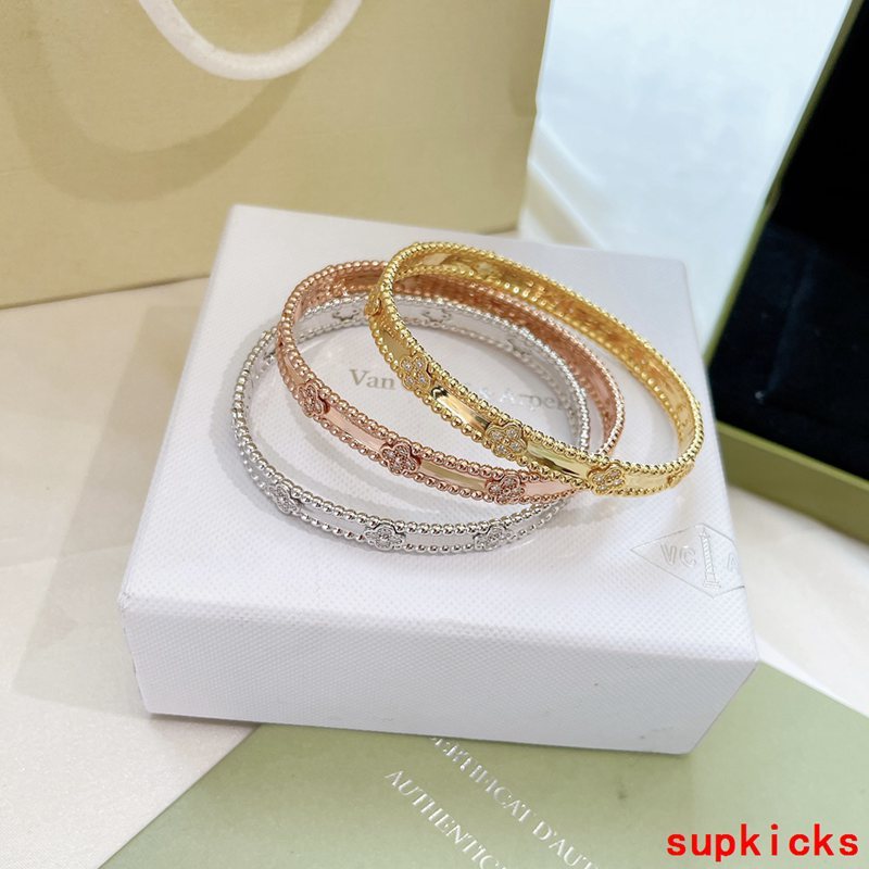 Van Cleef & Arples Jewelry