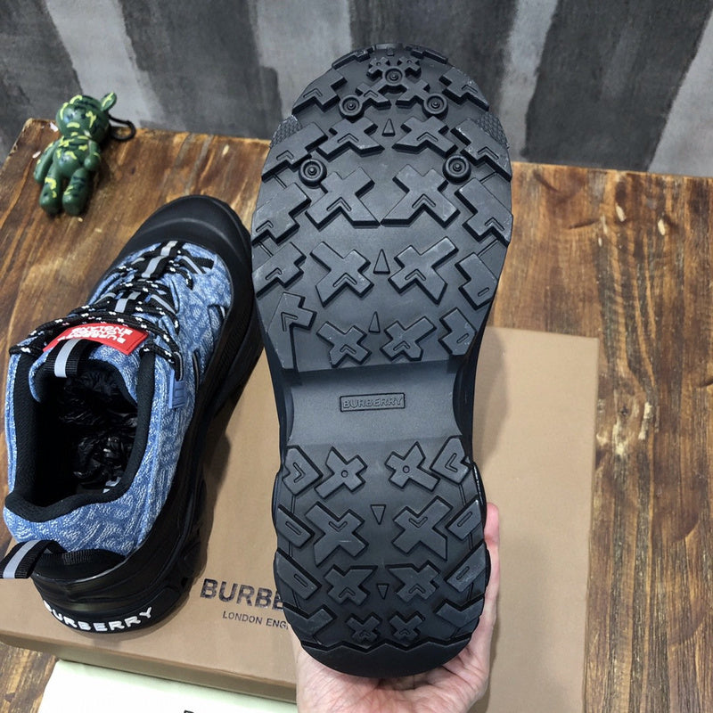 Burberry Luxury Shoes