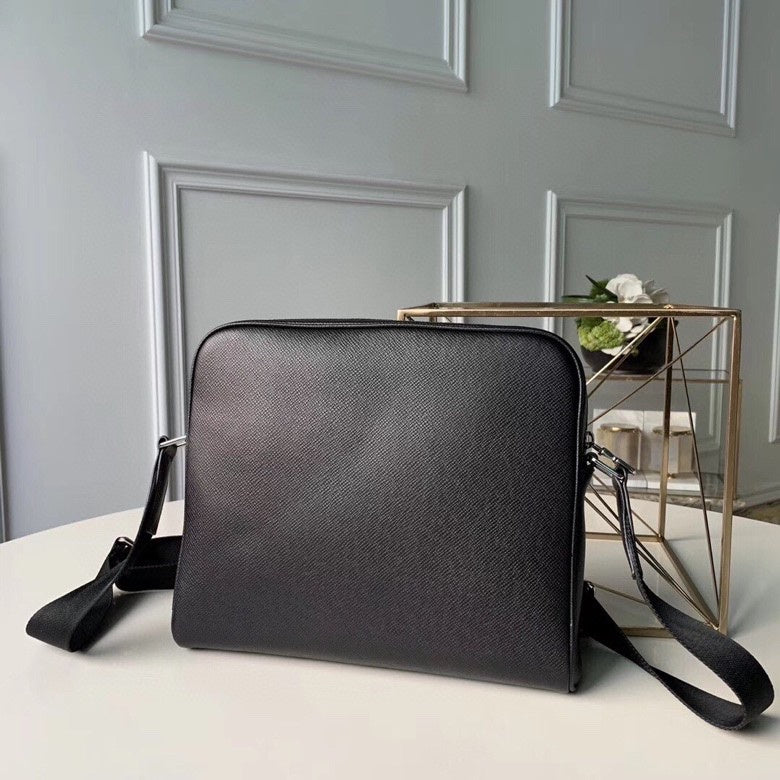 LOV2 Bags - Luxurious Bags  2711
