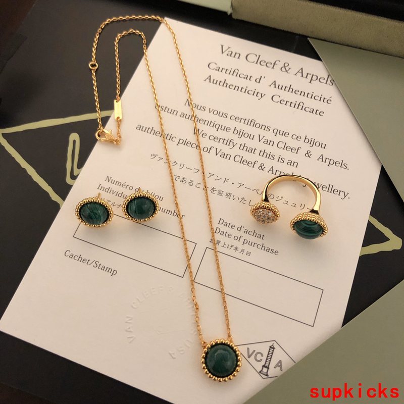 Van Cleef & Arples Jewelry
