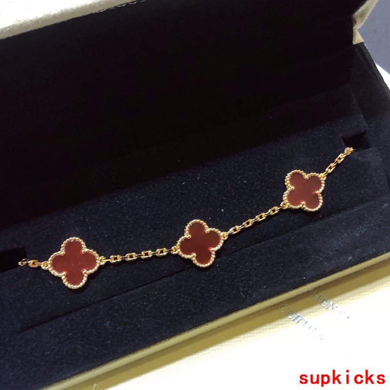 Van Cleef & Arples Jewelry