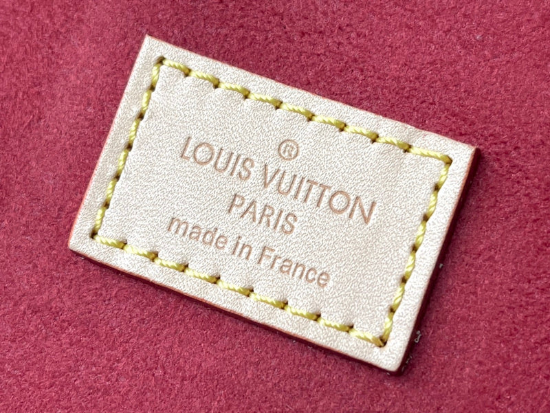 I W Fashion Lu-Vi bags - 17367