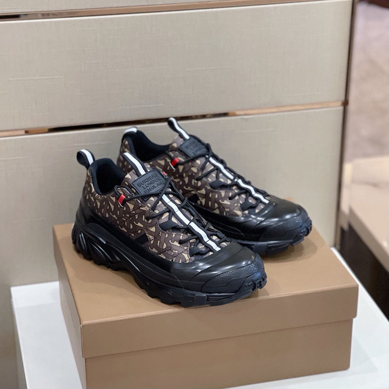 Burberry Luxury Shoes