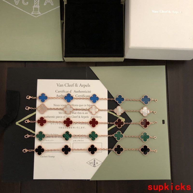 Van Cleef & Arples Jewelry
