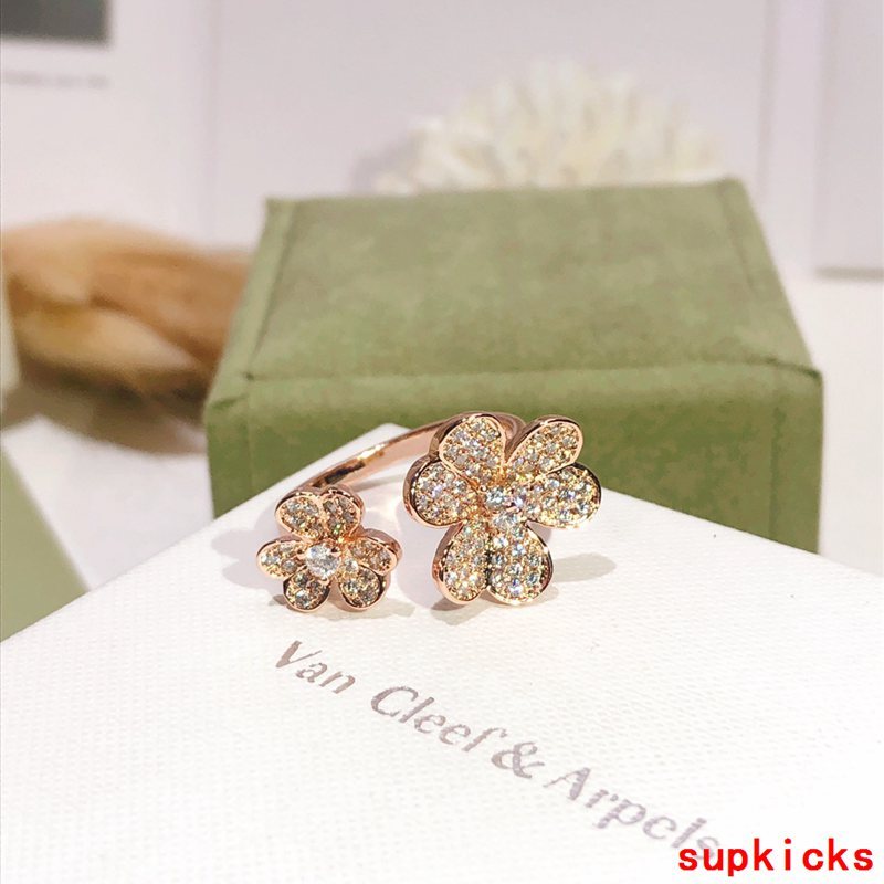 Van Cleef & Arples Jewelry