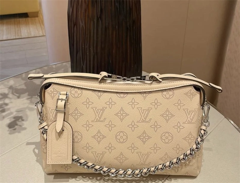 PHA - LOV Bags - 005