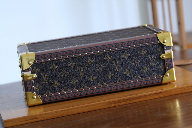 I W Fashion Lu-Vi bags - 11341
