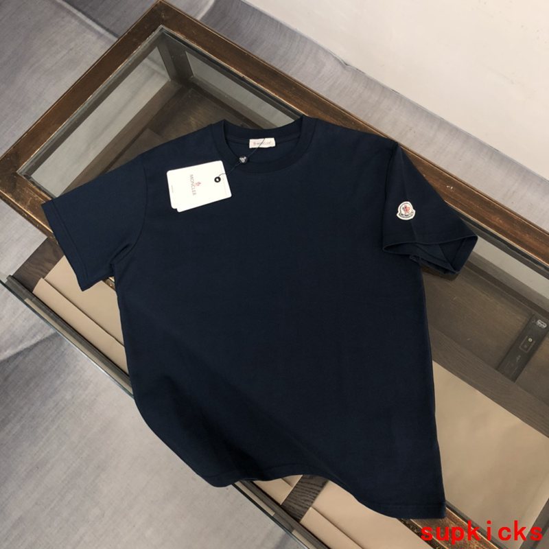 Moncler Luxury Cloth