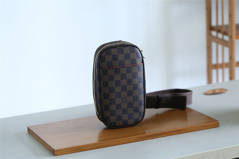 I W Fashion Lu-Vi bags - 9392