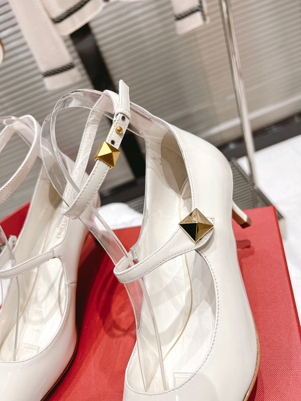 Valentino GARAVANI Luxury Shoes