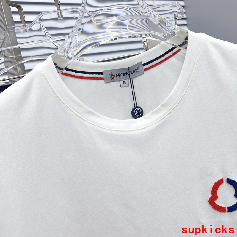 Moncler Luxury Cloth