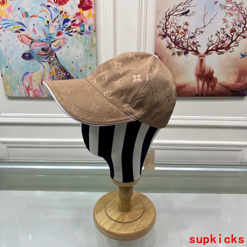 Louis Vuitton Luxury Cap