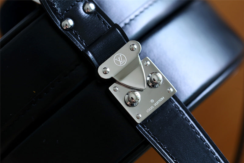 I W Fashion Lu-Vi bags - 8322
