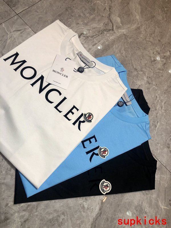 Moncler Luxury Cloth