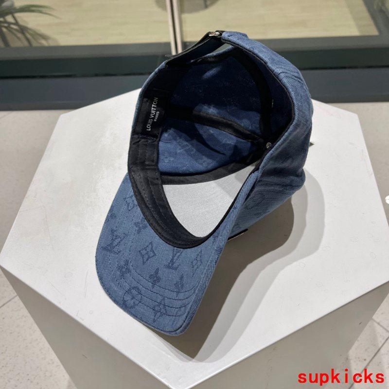 Louis Vuitton Luxury Cap