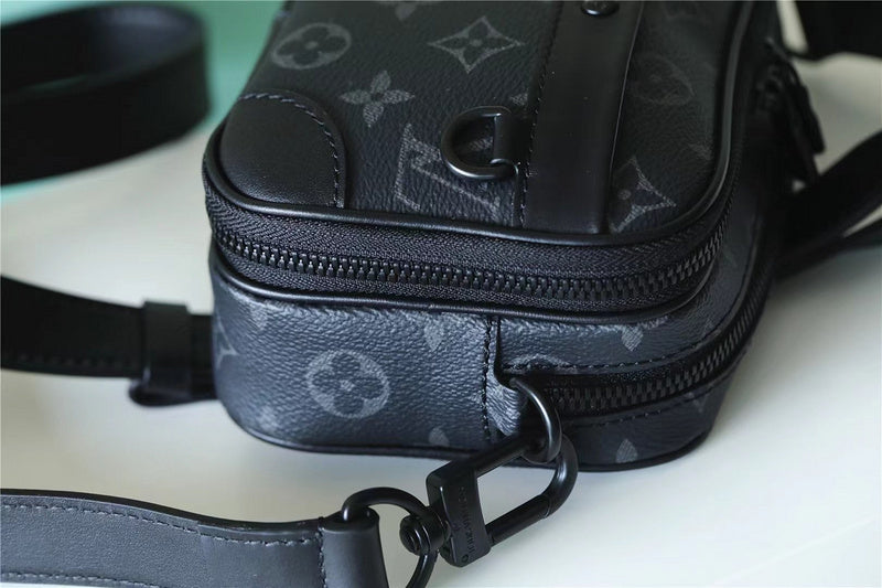 I W Fashion Lu-Vi bags - 9891