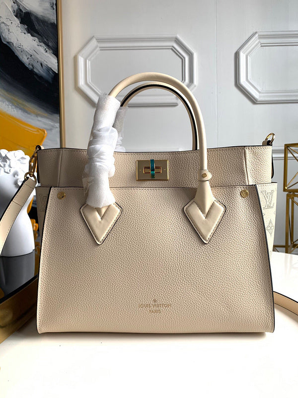 I W Fashion Lu-Vi bags - 17660