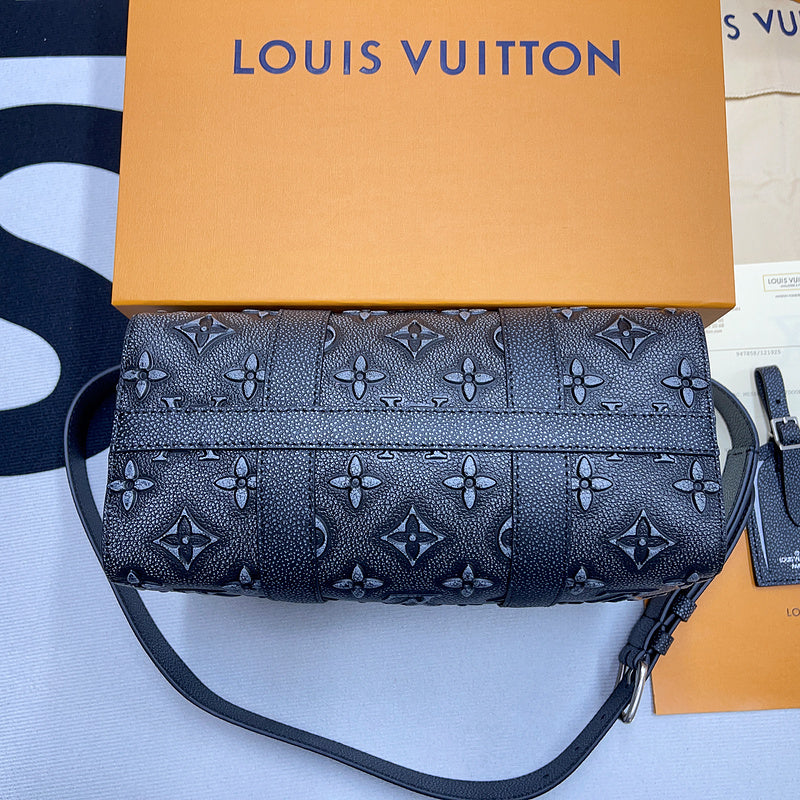 I W Fashion Lu-Vi bags - 11228