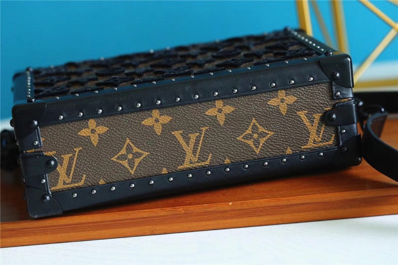 I W Fashion Lu-Vi bags - 10166