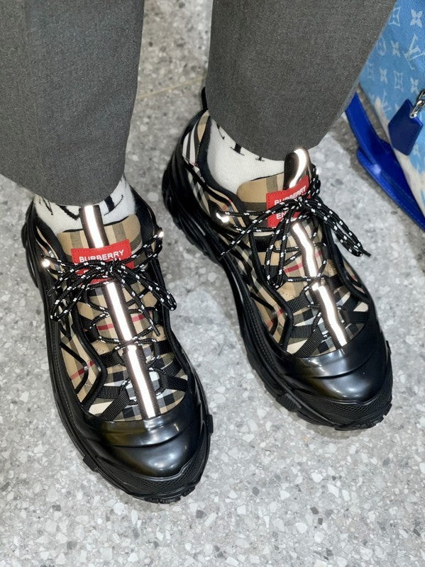 Burberry Luxury Shoes