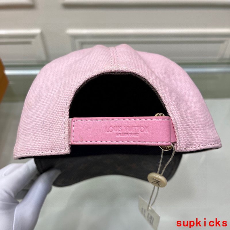 Louis Vuitton Luxury Cap
