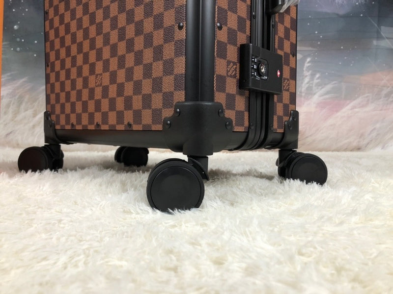 I W Fashion Lu-Vi bags - 11403