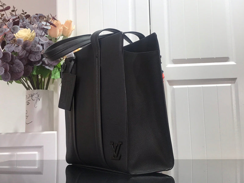 I W Fashion Lu-Vi bags - 17563