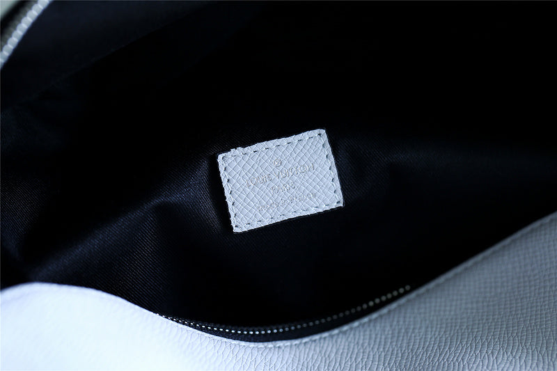 I W Fashion Lu-Vi bags - 9766