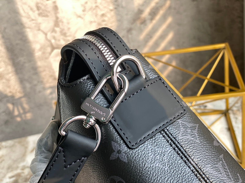 I W Fashion Lu-Vi bags - 17177