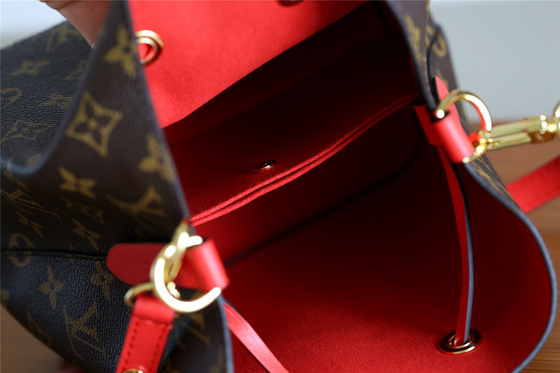 I W Fashion Lu-Vi bags - 8575