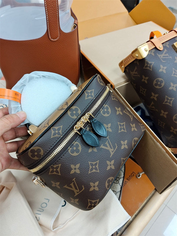 PHA - LOV Bags - 424