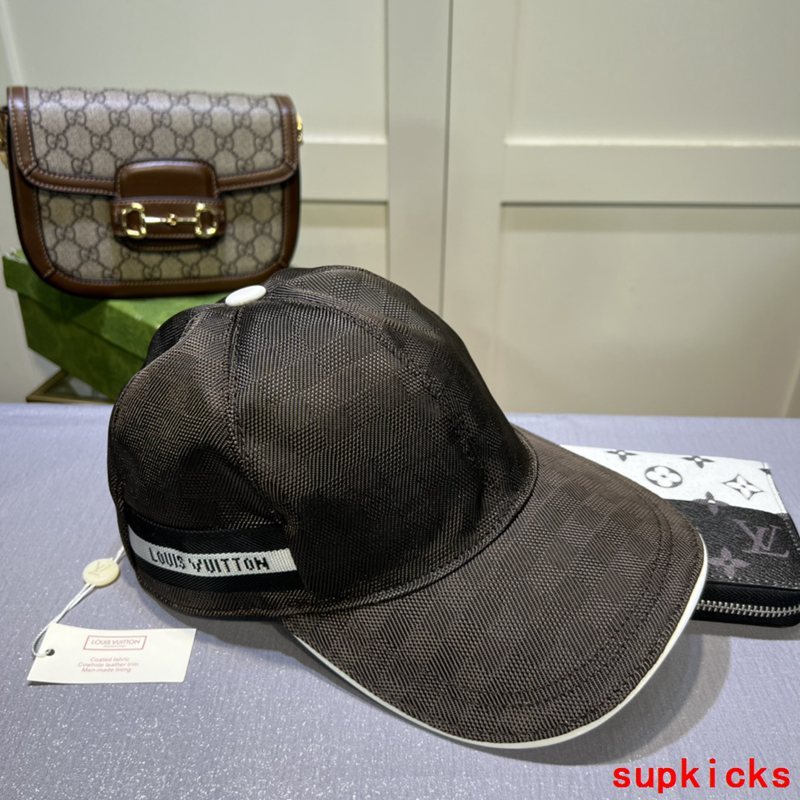 Louis Vuitton Luxury Cap