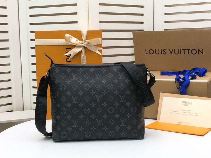 I W Fashion Lu-Vi bags - 17648