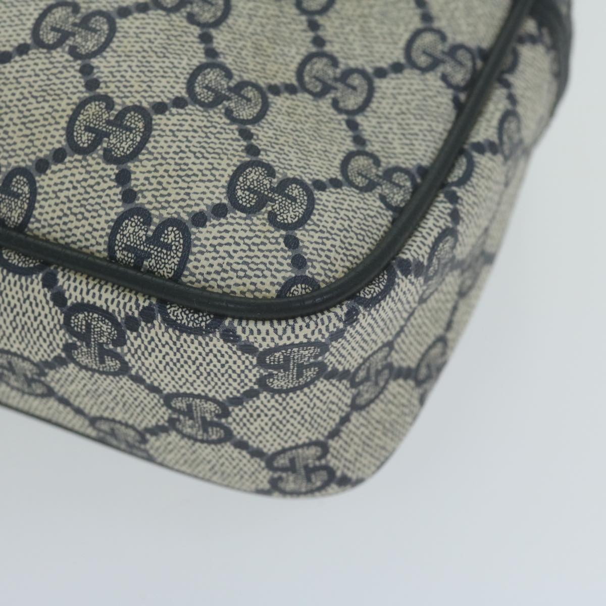 GUCCI GG Supreme Clutch Bag PVC Navy Auth am5841