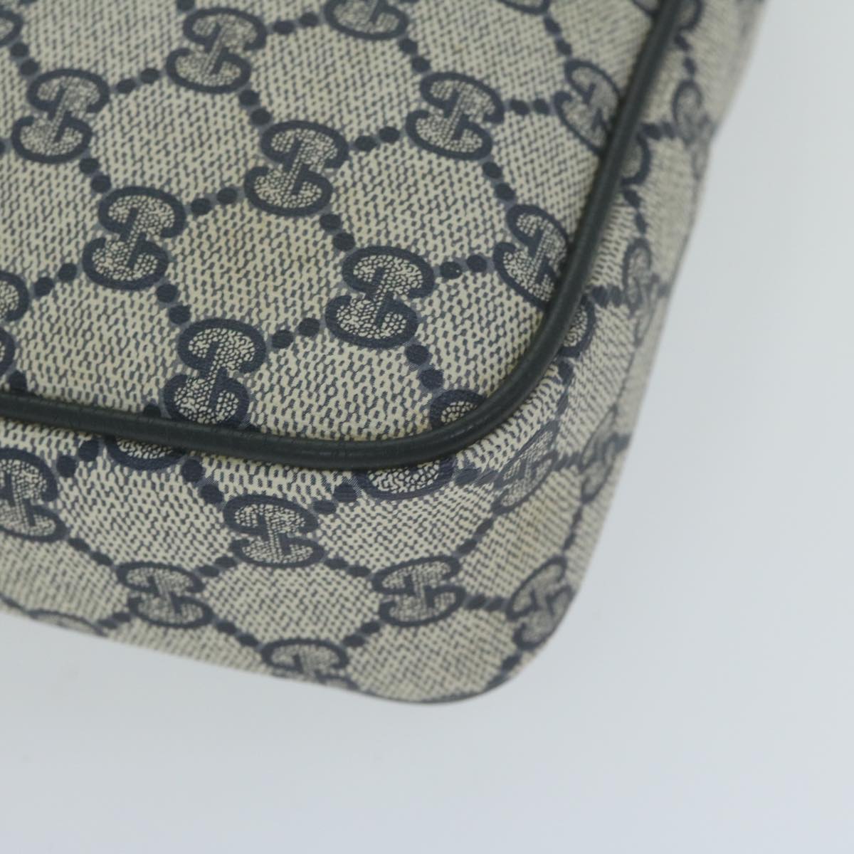 GUCCI GG Supreme Clutch Bag PVC Navy Auth am5841