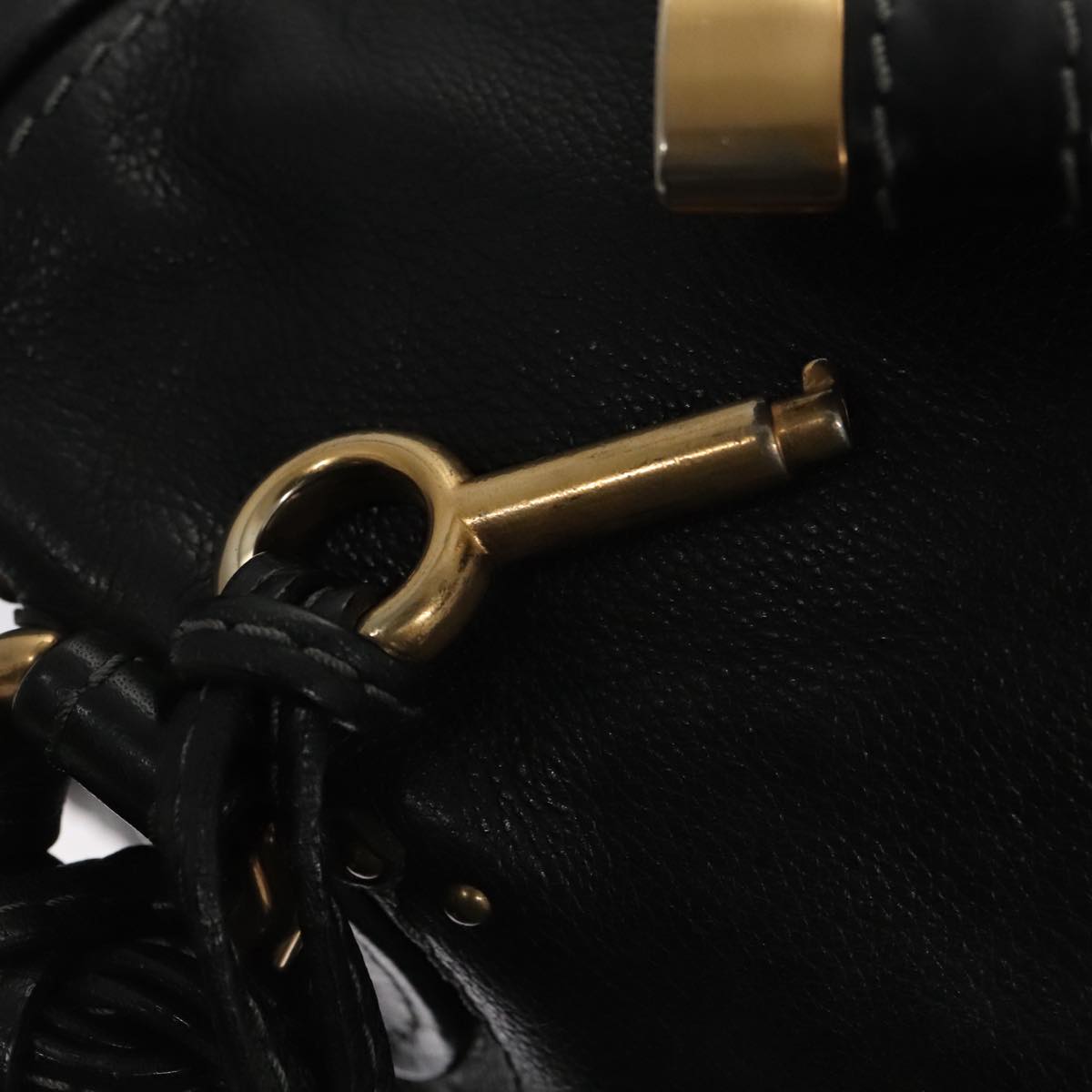 Chloe Paddington Hand Bag Leather Black Gold am7384