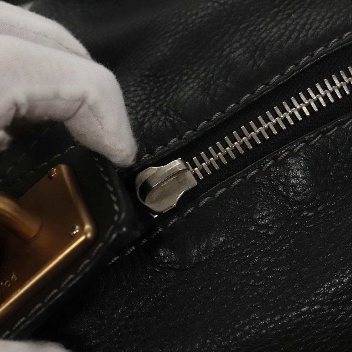 Chloe Paddington Shoulder Bag Leather Black Gold am7567